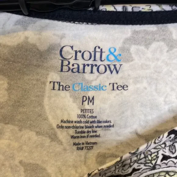 Croft & Barrow The Classic T Long Sleeve Paisley Cropped Round Neck Shirt Sz PM - Picture 3 of 7